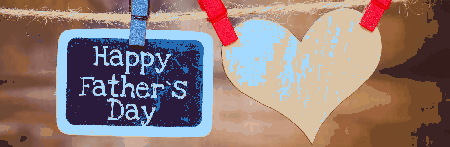 Drewniane serce i karteczka szczęśliwego dnia ojca